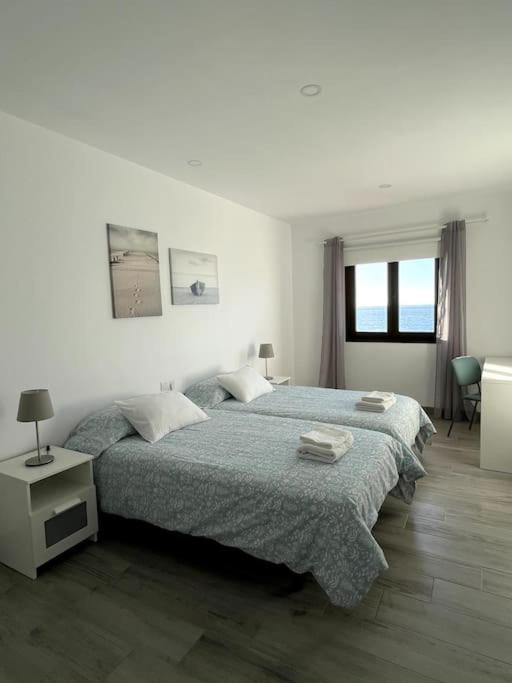Moderno Apartamento Frente Al Mar Пуэрто-де-ла-Крус Экстерьер фото