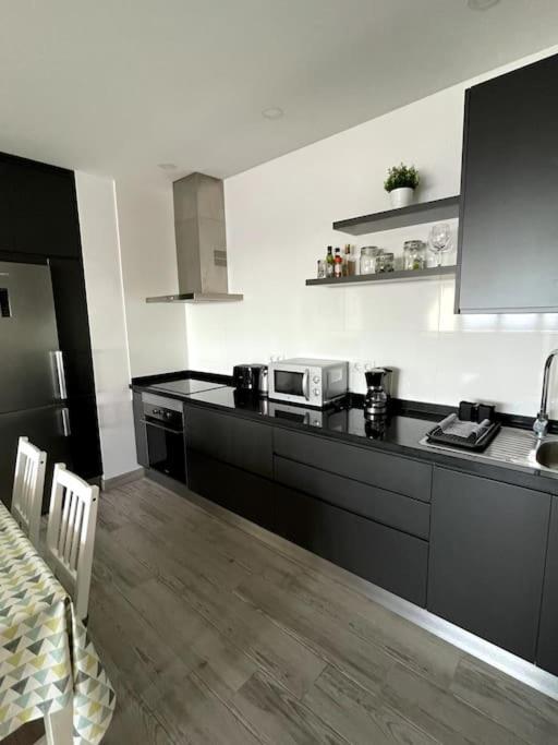 Moderno Apartamento Frente Al Mar Пуэрто-де-ла-Крус Экстерьер фото