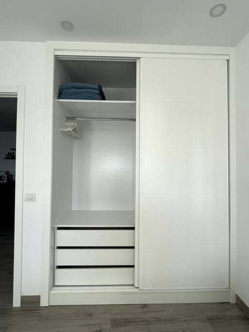 Moderno Apartamento Frente Al Mar Пуэрто-де-ла-Крус Экстерьер фото